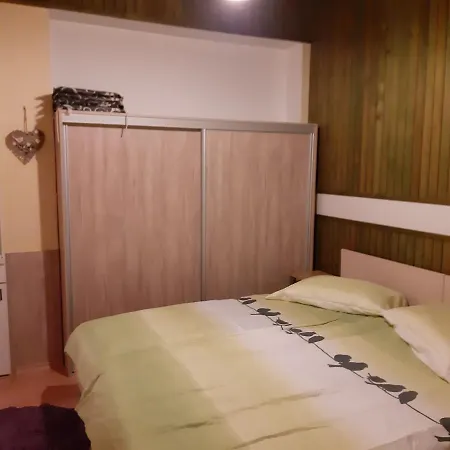 And Knez ポルトローシュ