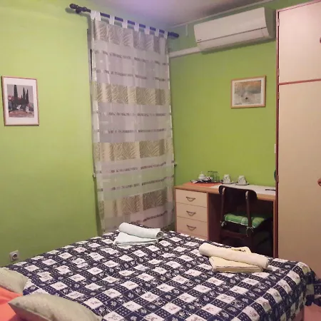 And Knez 波尔托罗