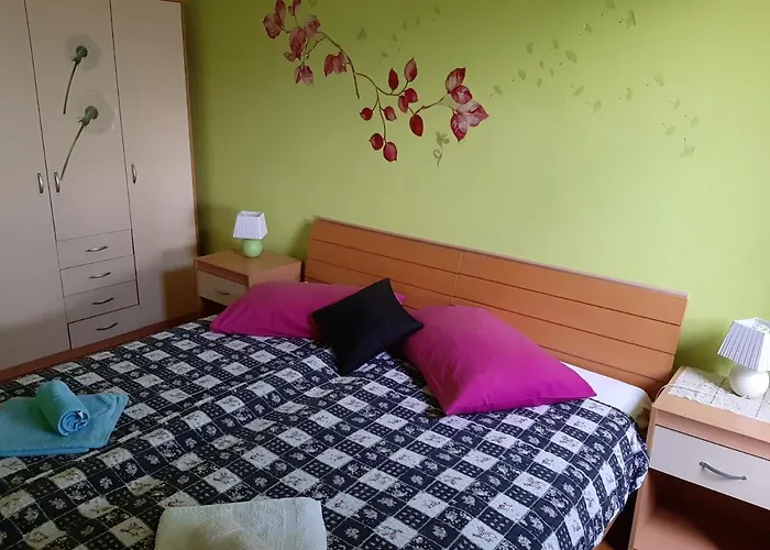 And Knez ゲストハウス