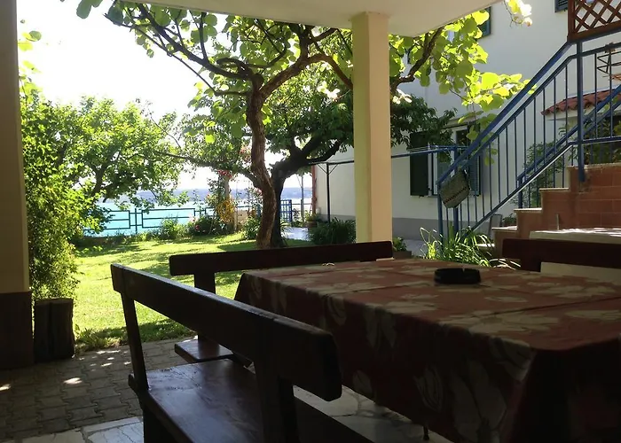 ゲストハウス And Knez 3*